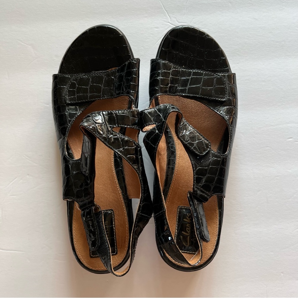 Clark’s Artisan Black Leather Sandals